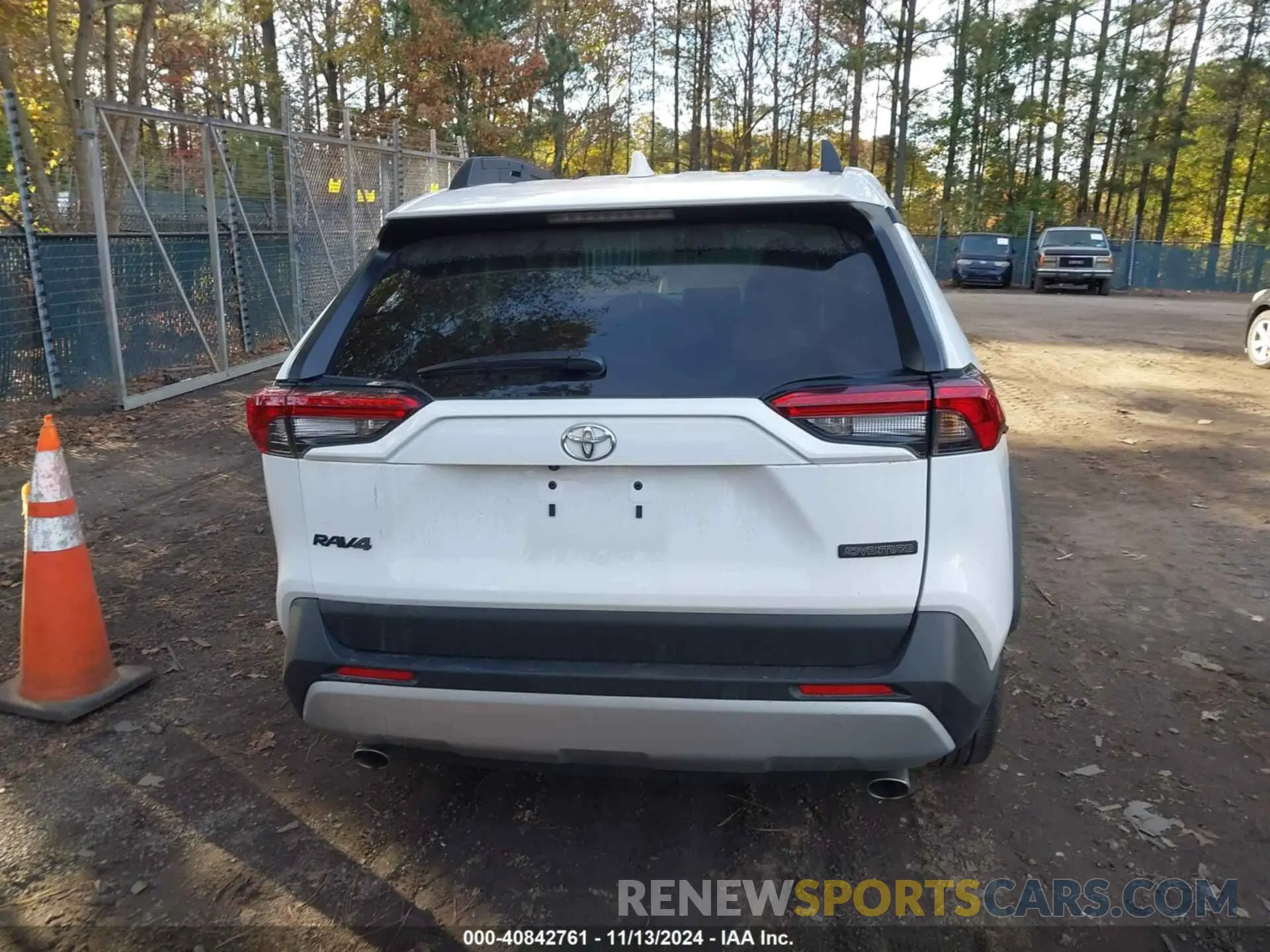 16 Photograph of a damaged car 2T3J1RFV4RW470727 TOYOTA RAV4 2024
