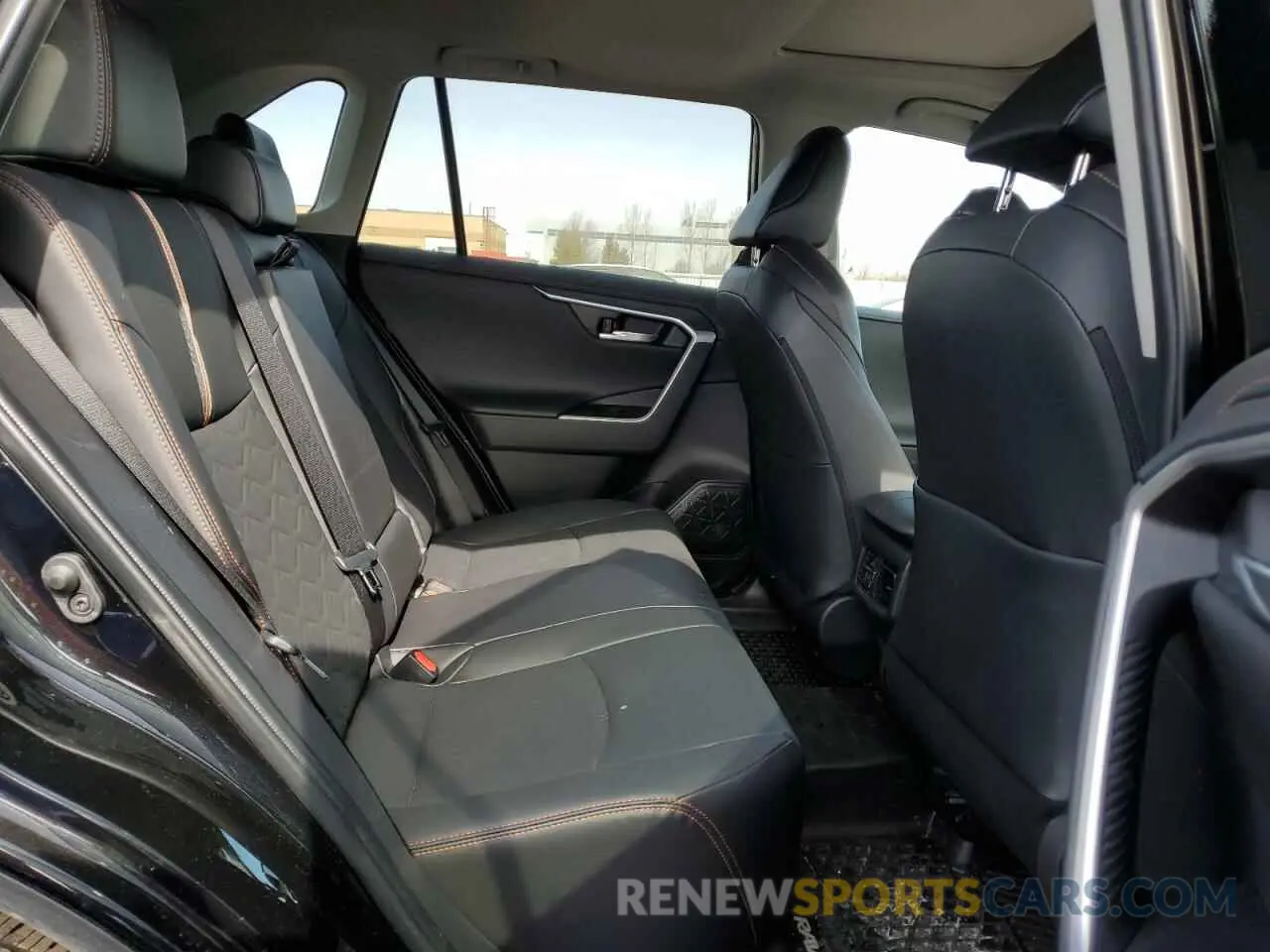 11 Фотография поврежденного автомобиля 2T3J1RFV6RW428768 TOYOTA RAV4 2024
