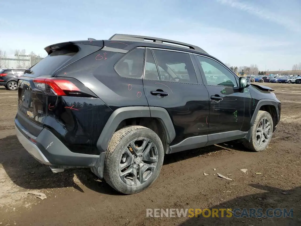 3 Фотография поврежденного автомобиля 2T3J1RFV6RW428768 TOYOTA RAV4 2024