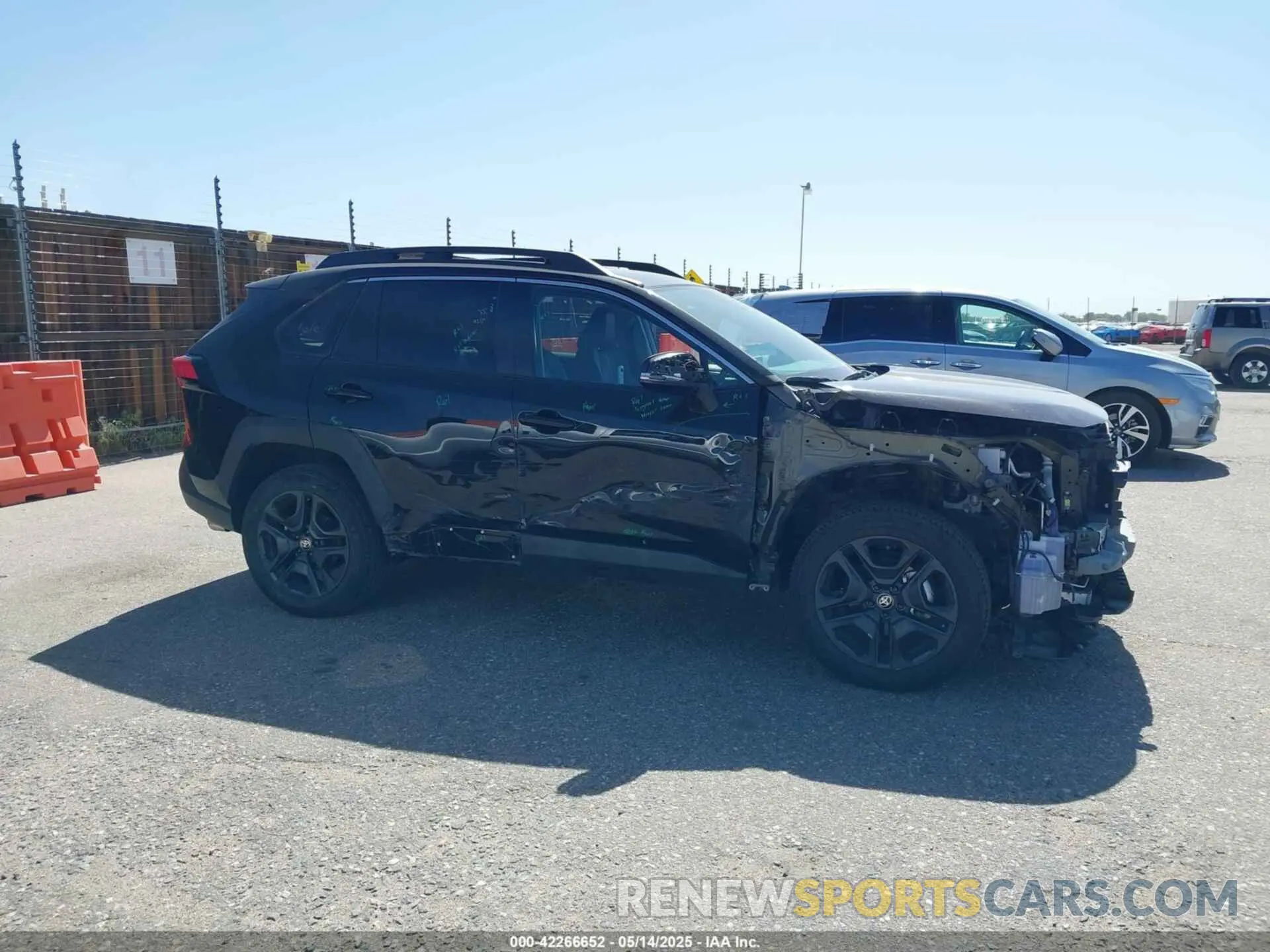 13 Фотография поврежденного автомобиля 2T3J1RFV8RW462680 TOYOTA RAV4 2024