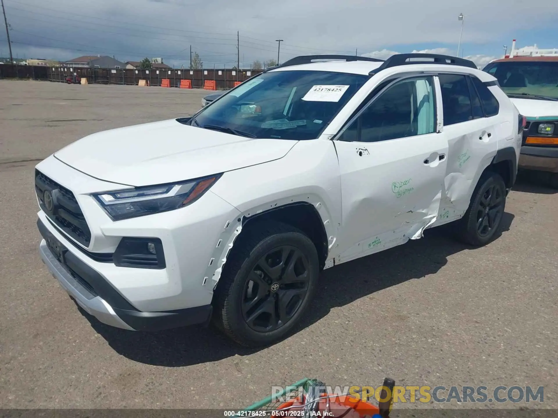 2 Фотография поврежденного автомобиля 2T3J1RFV8RW472982 TOYOTA RAV4 2024