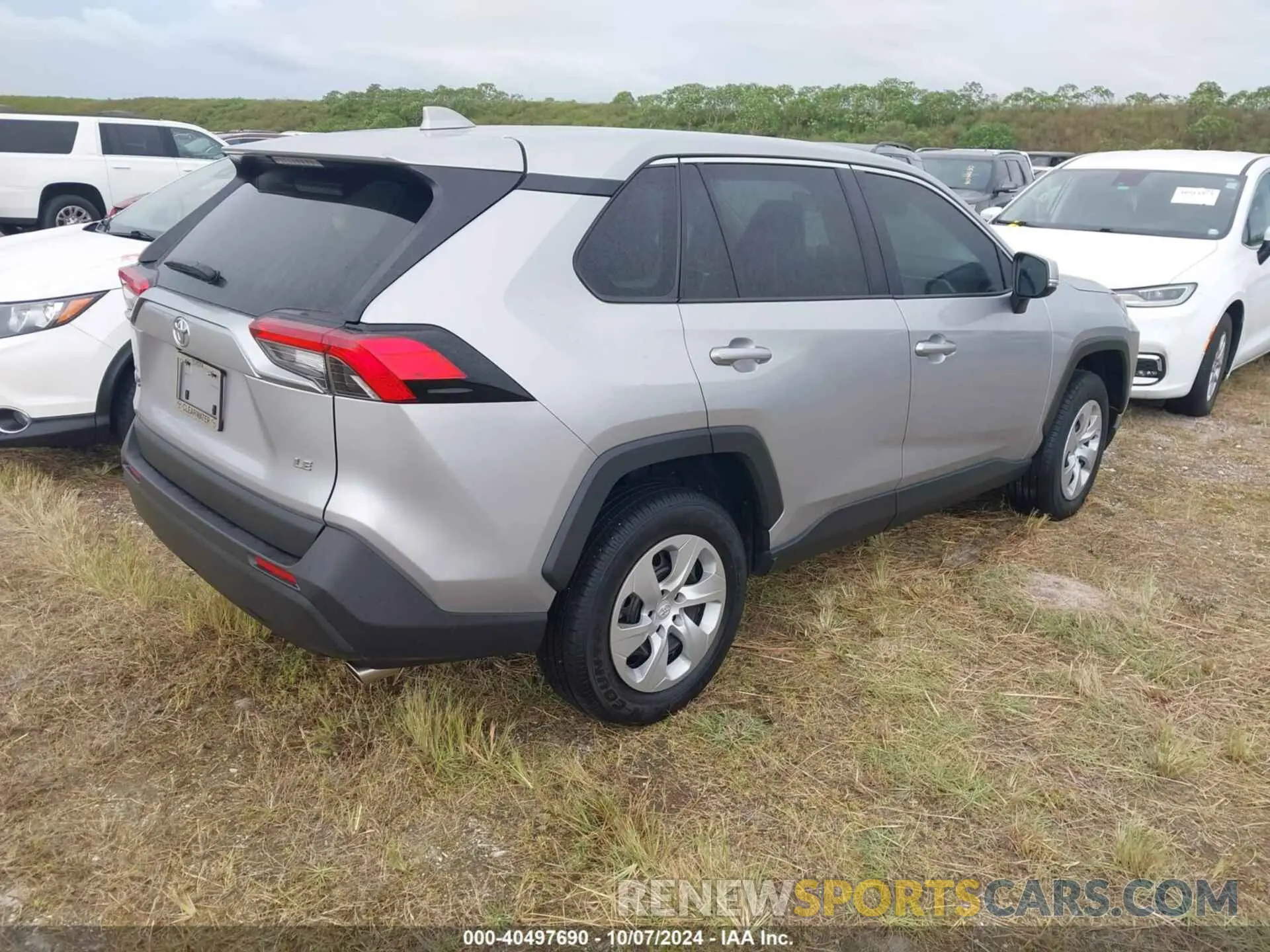 4 Photograph of a damaged car 2T3K1RFV4RC269710 TOYOTA RAV4 2024