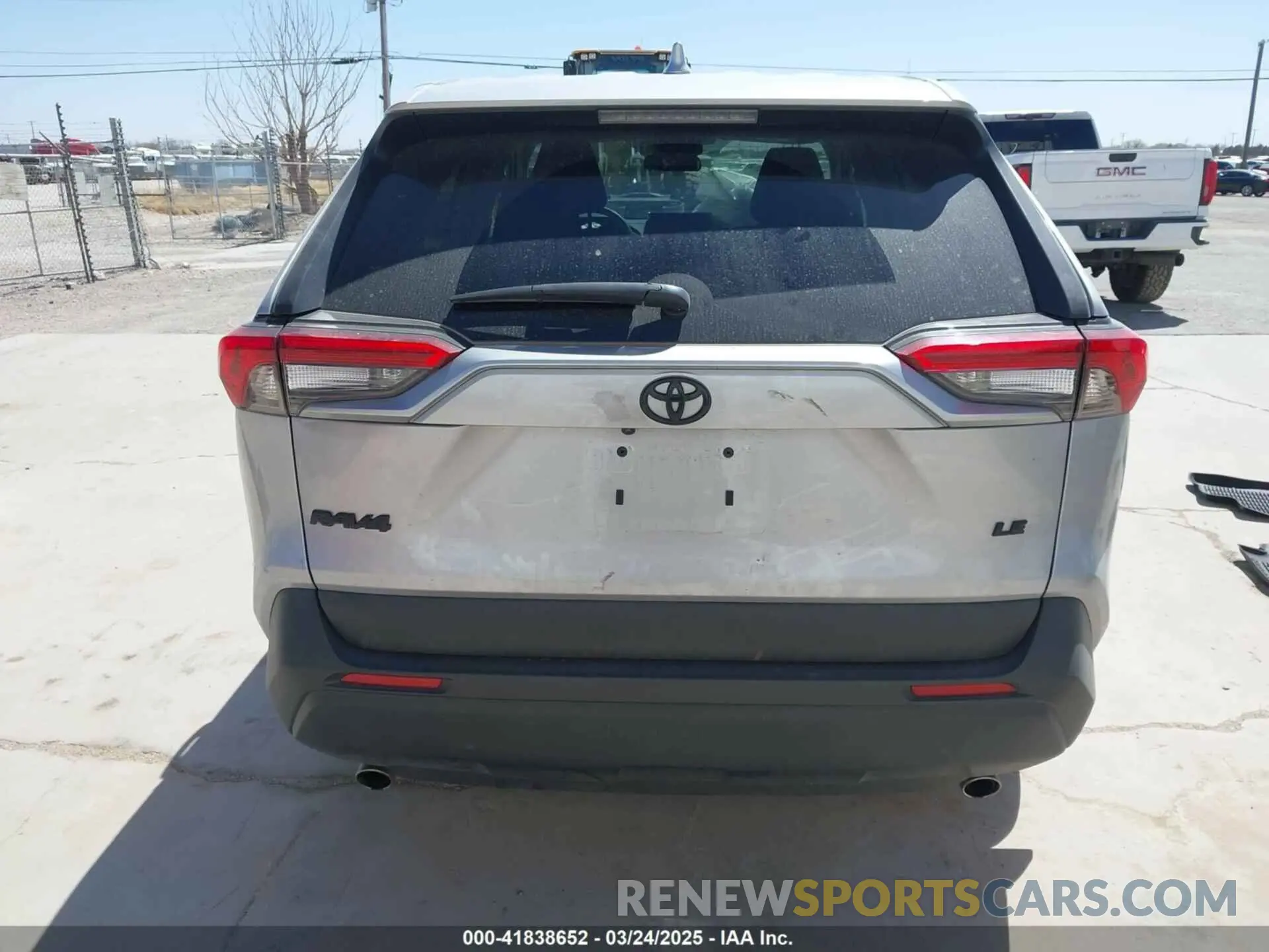 16 Фотография поврежденного автомобиля 2T3K1RFV4RC279959 TOYOTA RAV4 2024