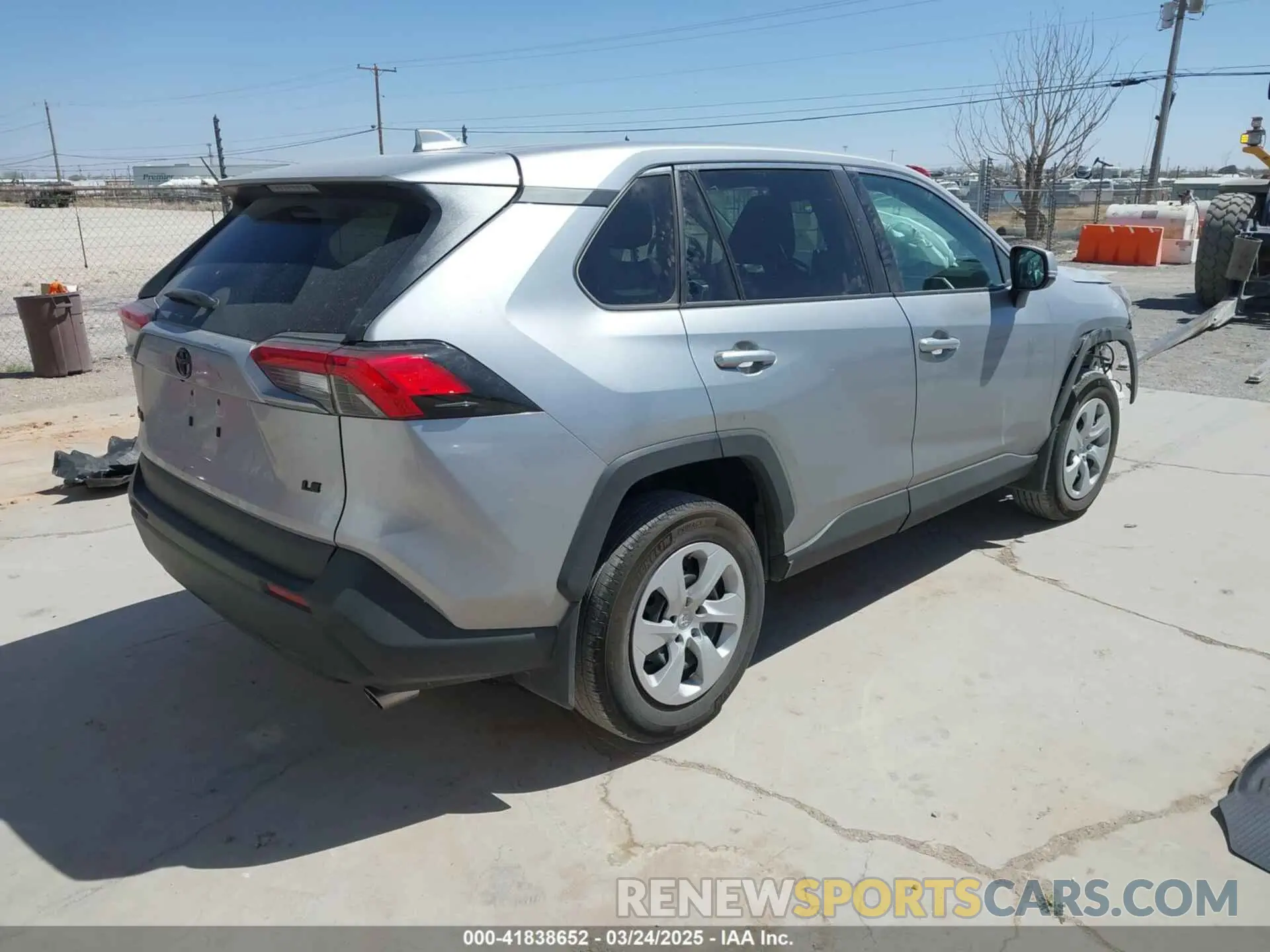 4 Фотография поврежденного автомобиля 2T3K1RFV4RC279959 TOYOTA RAV4 2024