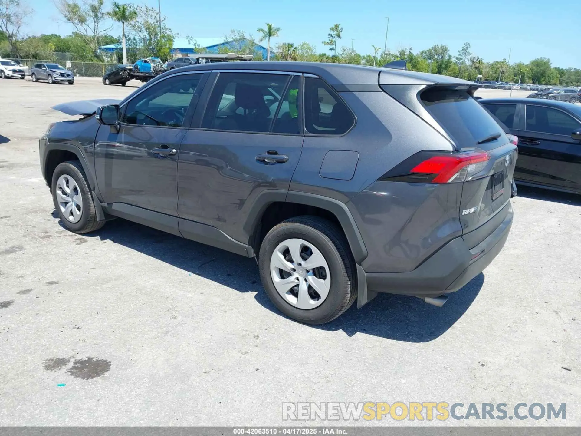 3 Photograph of a damaged car 2T3K1RFV5RC279291 TOYOTA RAV4 2024