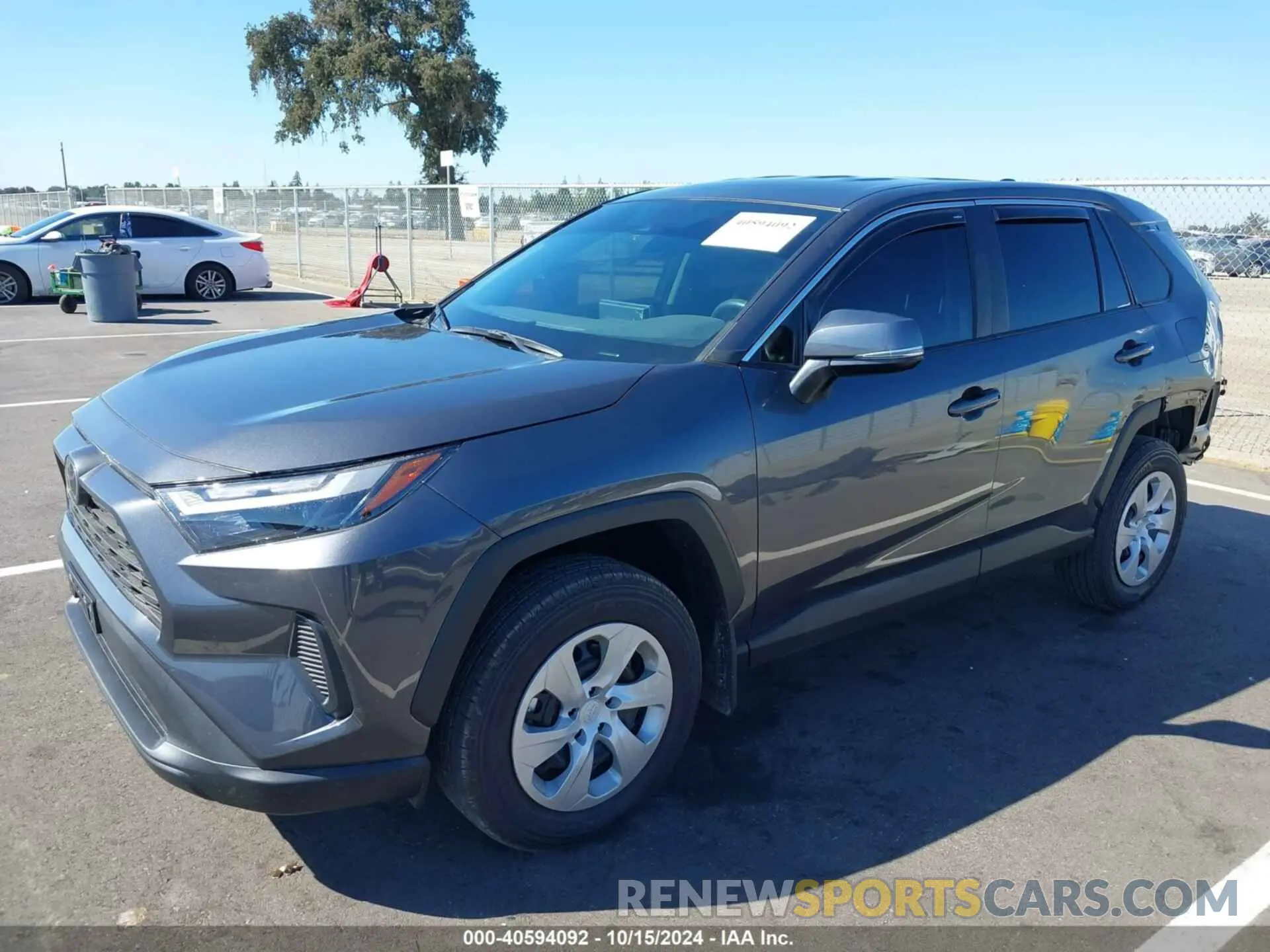 2 Фотография поврежденного автомобиля 2T3K1RFV5RW348513 TOYOTA RAV4 2024