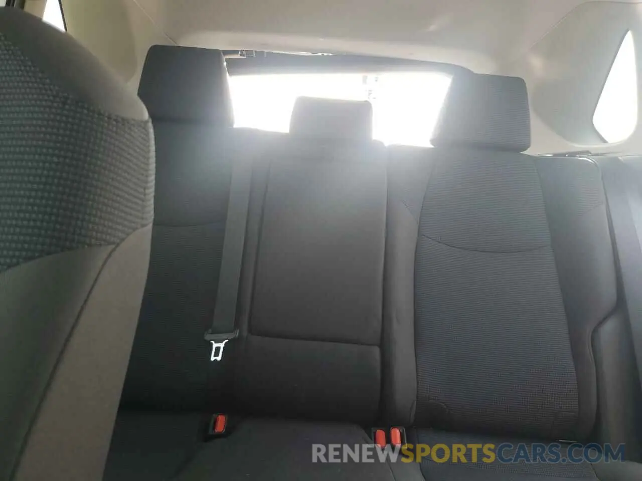 10 Фотография поврежденного автомобиля 2T3K1RFV6RC255436 TOYOTA RAV4 2024