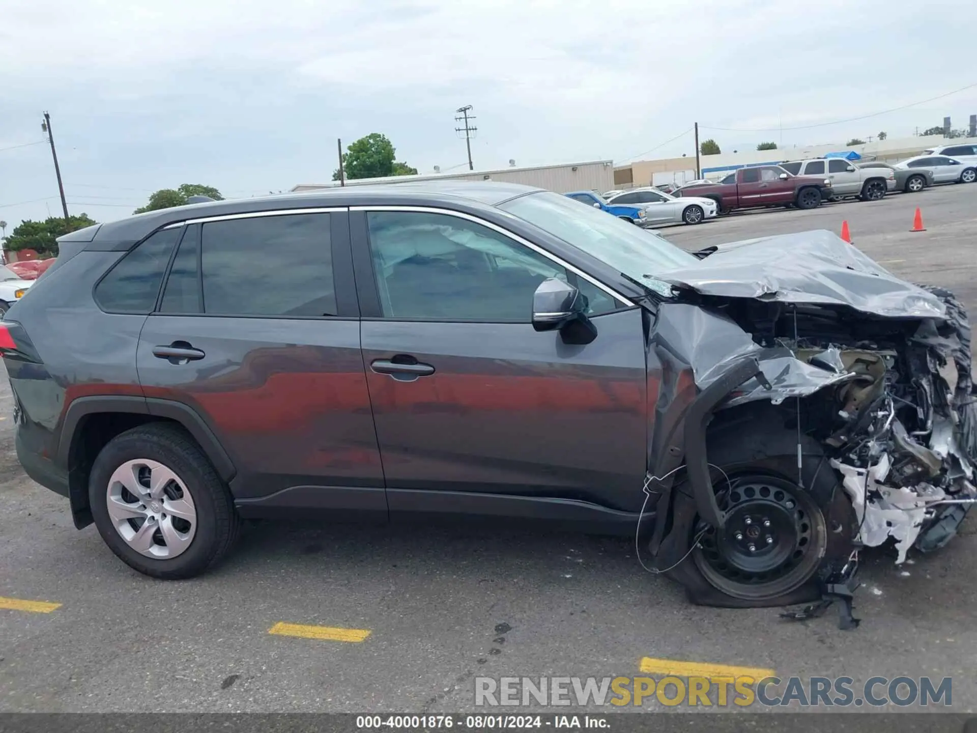 13 Photograph of a damaged car 2T3K1RFV7RW318395 TOYOTA RAV4 2024