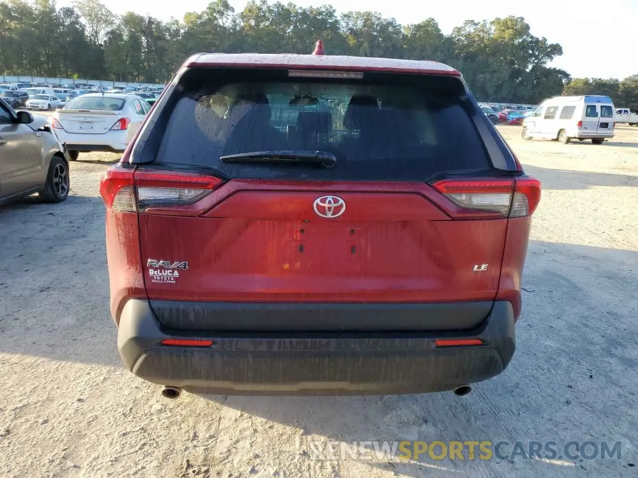 6 Photograph of a damaged car 2T3K1RFV7RW347427 TOYOTA RAV4 2024