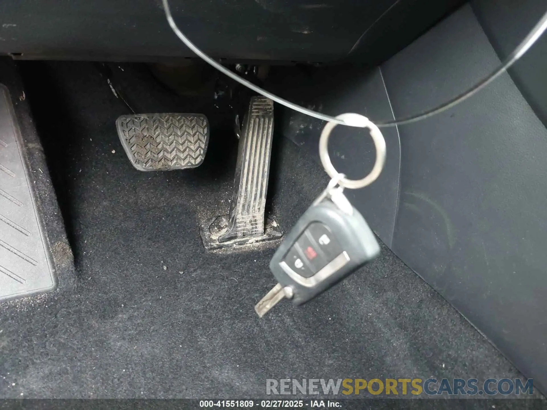 11 Photograph of a damaged car 2T3K1RFV9RC294117 TOYOTA RAV4 2024