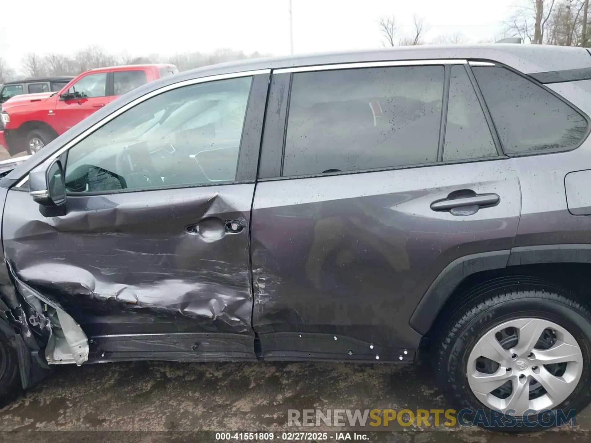 14 Photograph of a damaged car 2T3K1RFV9RC294117 TOYOTA RAV4 2024