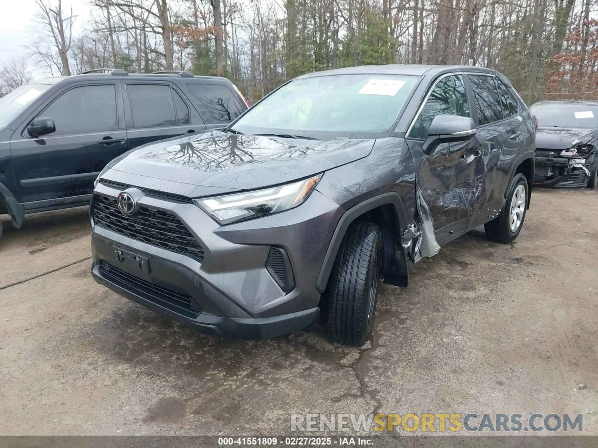2 Photograph of a damaged car 2T3K1RFV9RC294117 TOYOTA RAV4 2024