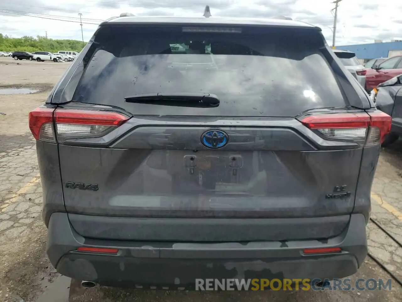 6 Photograph of a damaged car 2T3LWRFV2RW206626 TOYOTA RAV4 2024