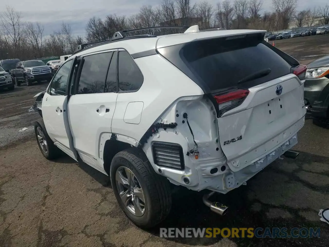 2 Фотография поврежденного автомобиля 2T3LWRFV7RW251108 TOYOTA RAV4 2024