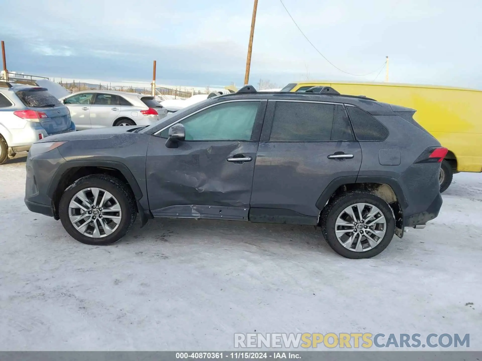 14 Photograph of a damaged car 2T3N1RFV0RC450428 TOYOTA RAV4 2024