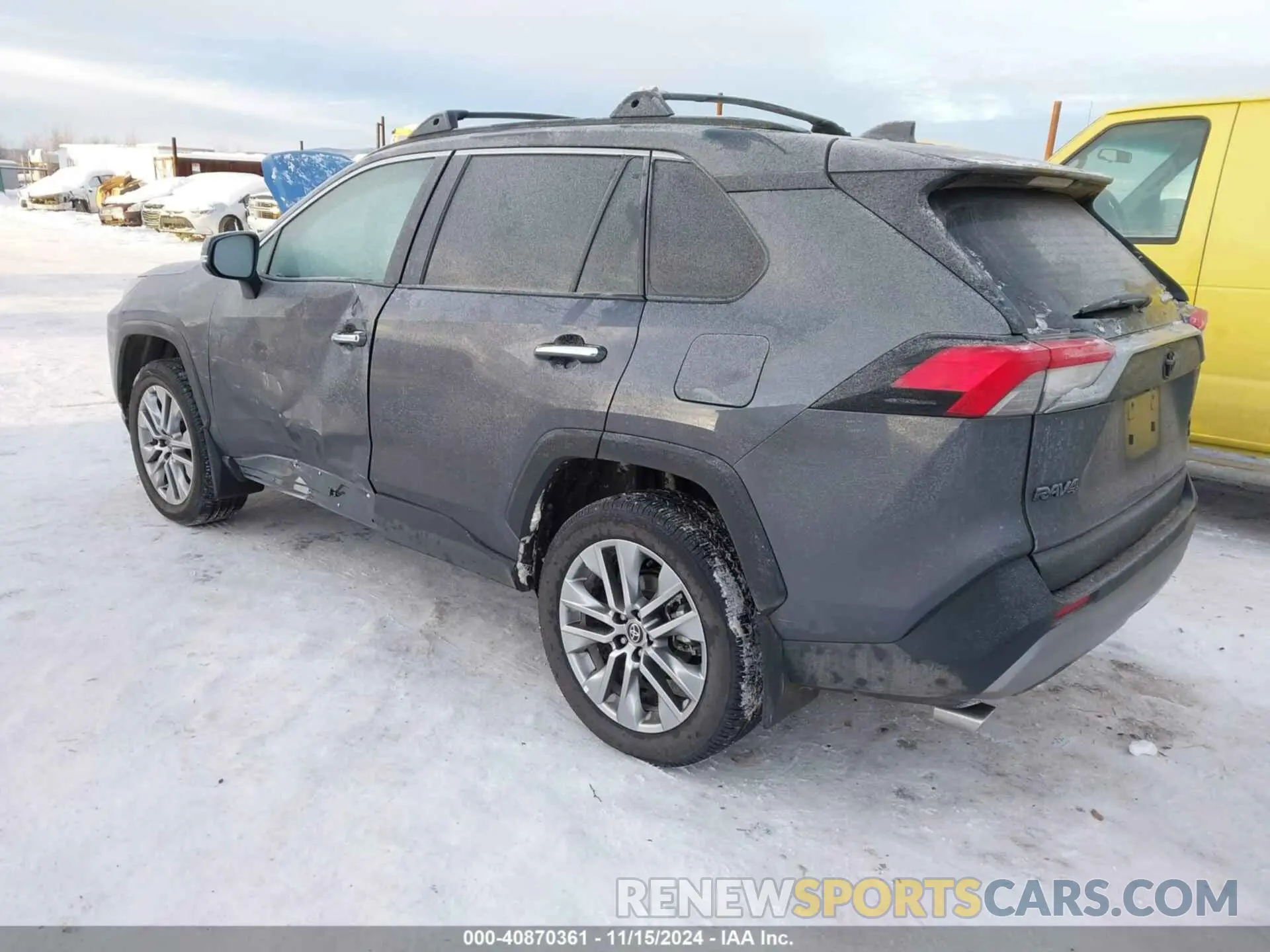 3 Photograph of a damaged car 2T3N1RFV0RC450428 TOYOTA RAV4 2024