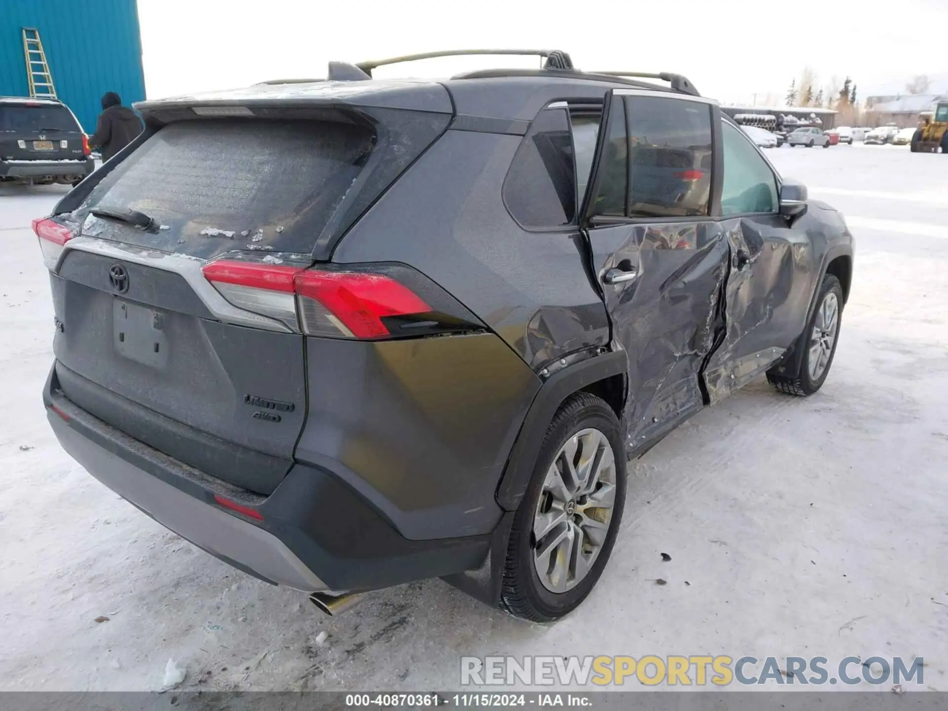 4 Photograph of a damaged car 2T3N1RFV0RC450428 TOYOTA RAV4 2024