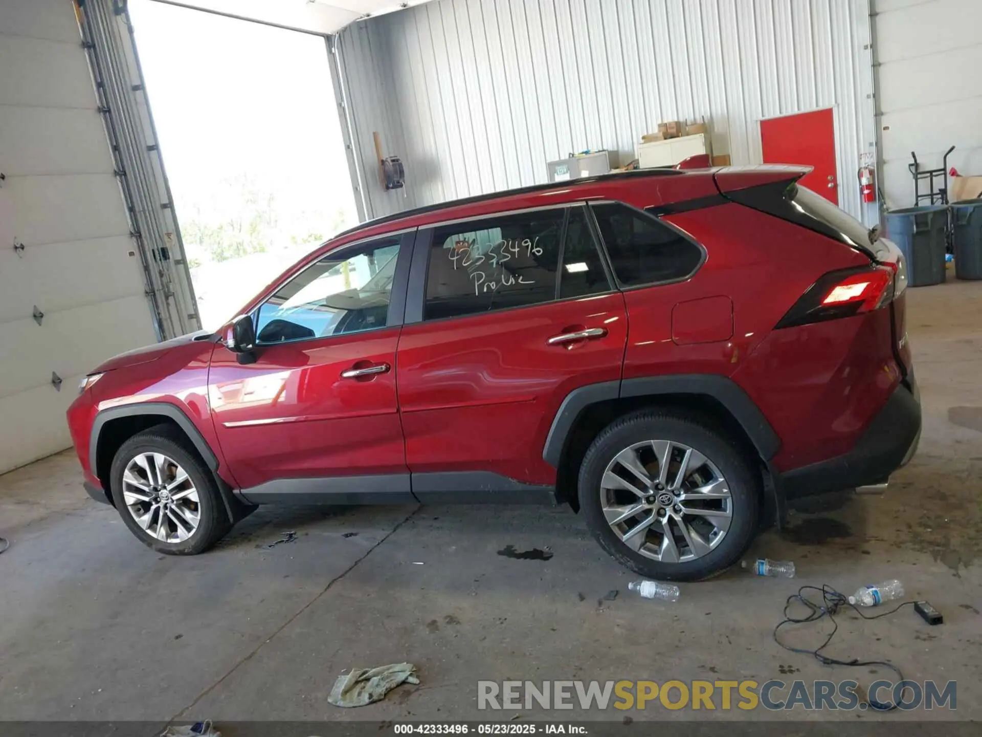 14 Photograph of a damaged car 2T3N1RFV4RW411405 TOYOTA RAV4 2024