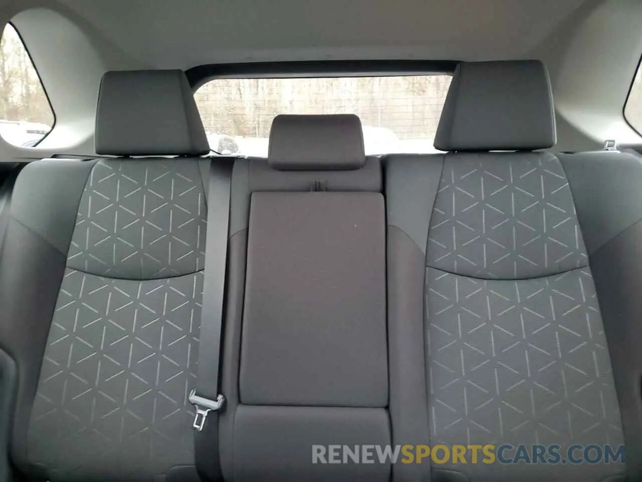 10 Фотография поврежденного автомобиля 2T3P1RFV0RC420385 TOYOTA RAV4 2024