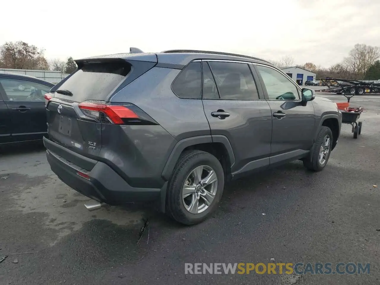 3 Фотография поврежденного автомобиля 2T3P1RFV0RC420385 TOYOTA RAV4 2024
