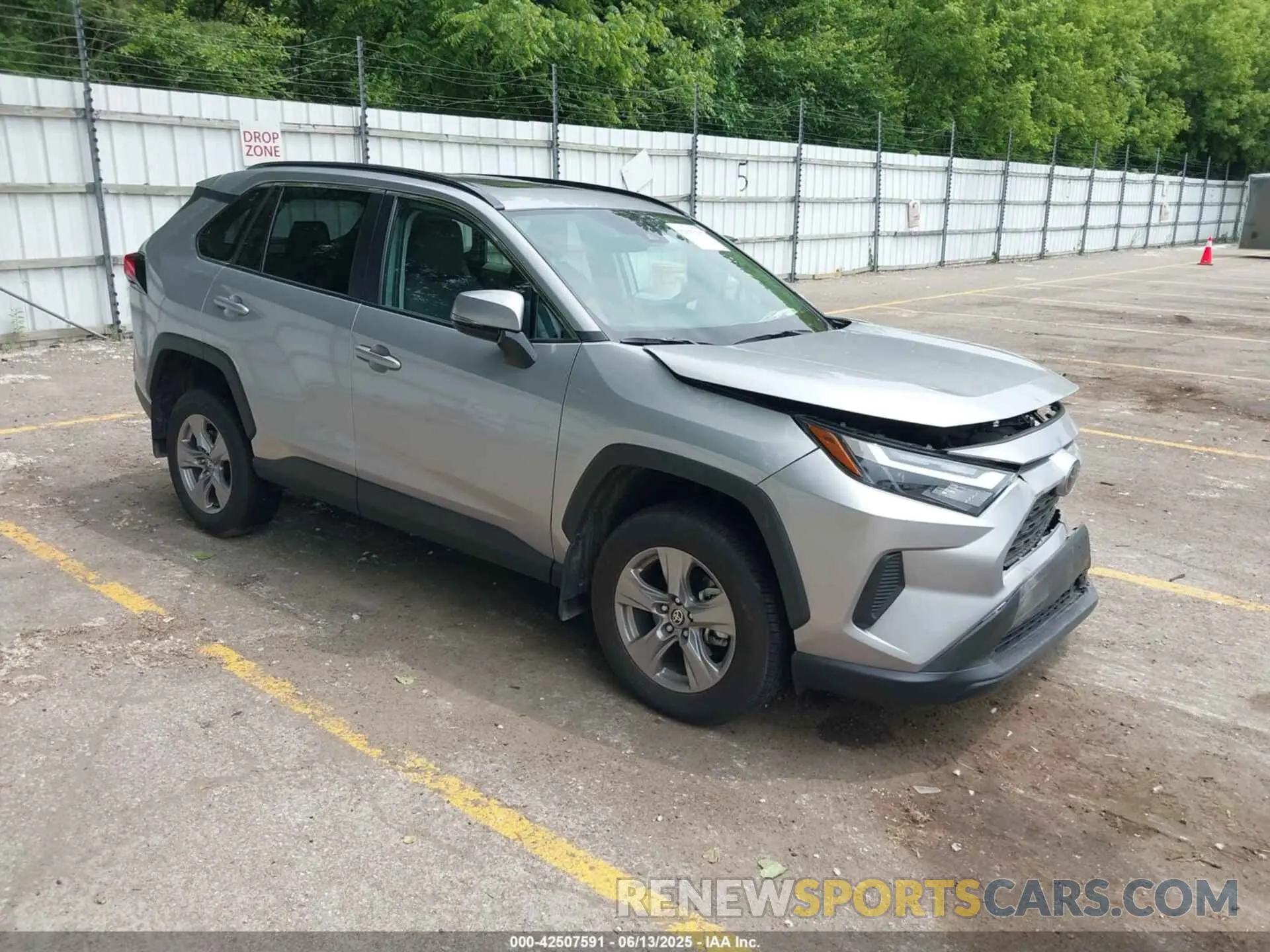 1 Photograph of a damaged car 2T3P1RFV0RC478979 TOYOTA RAV4 2024