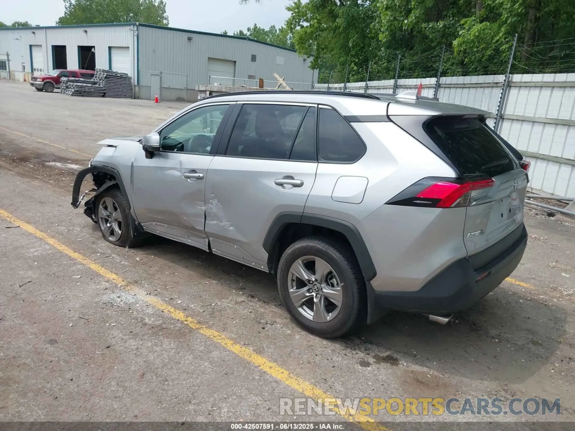 3 Photograph of a damaged car 2T3P1RFV0RC478979 TOYOTA RAV4 2024