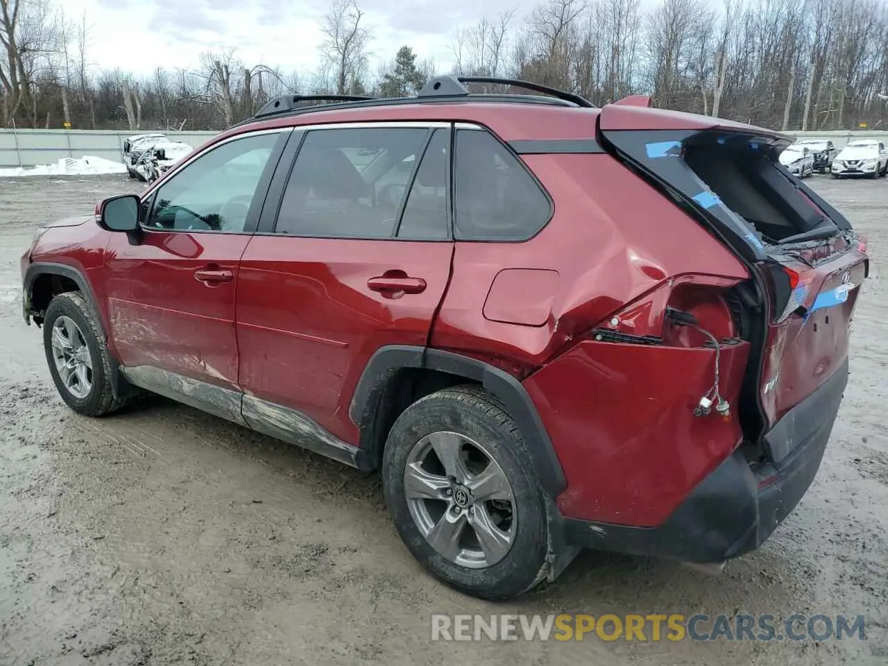 2 Photograph of a damaged car 2T3P1RFV0RW427545 TOYOTA RAV4 2024