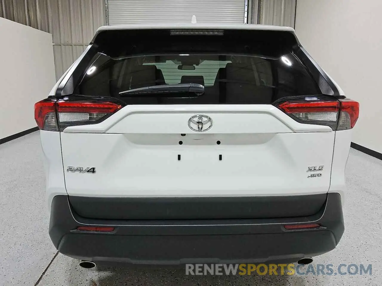 6 Photograph of a damaged car 2T3P1RFV0RW437959 TOYOTA RAV4 2024