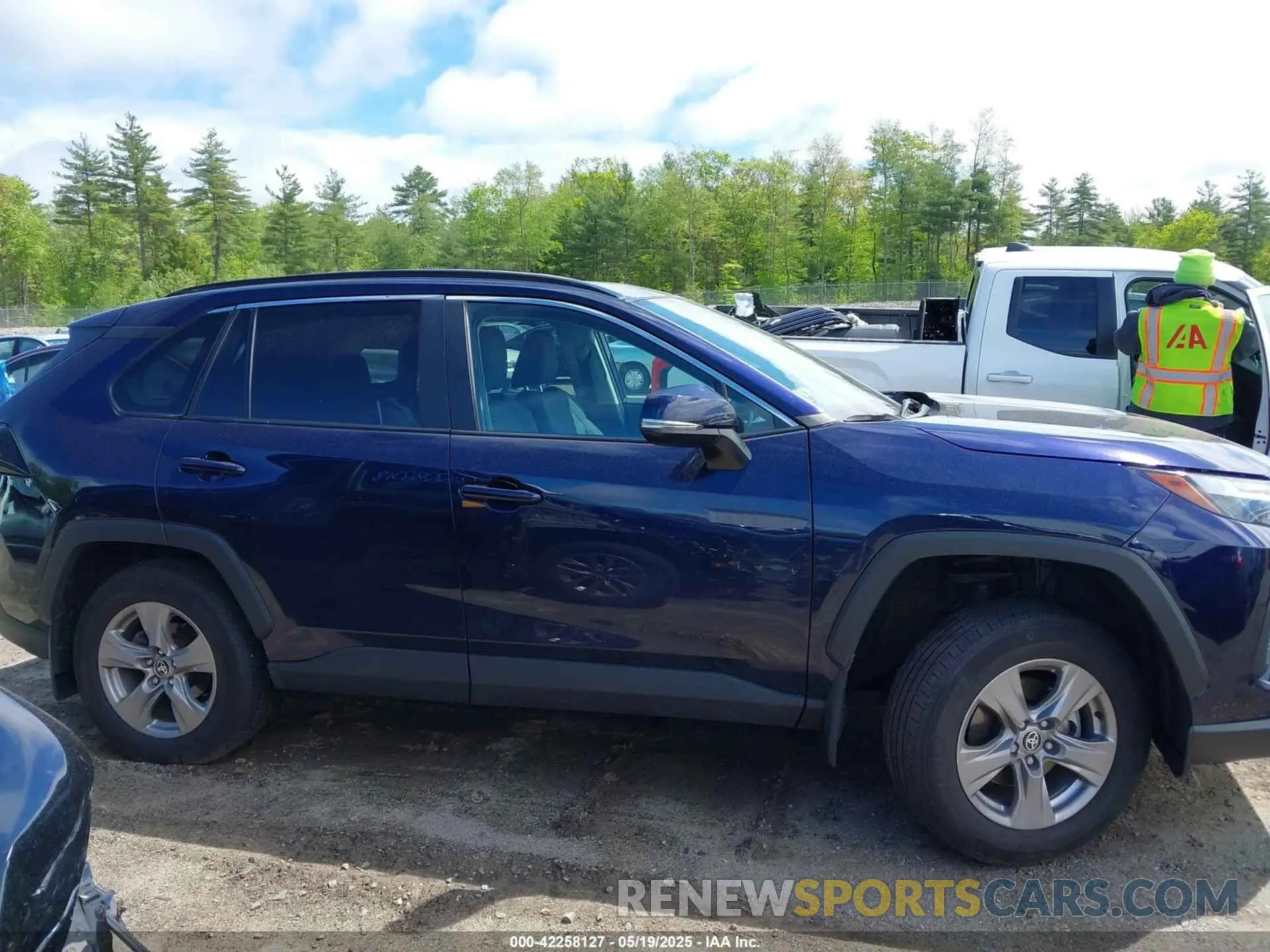 12 Фотография поврежденного автомобиля 2T3P1RFV0RW482707 TOYOTA RAV4 2024