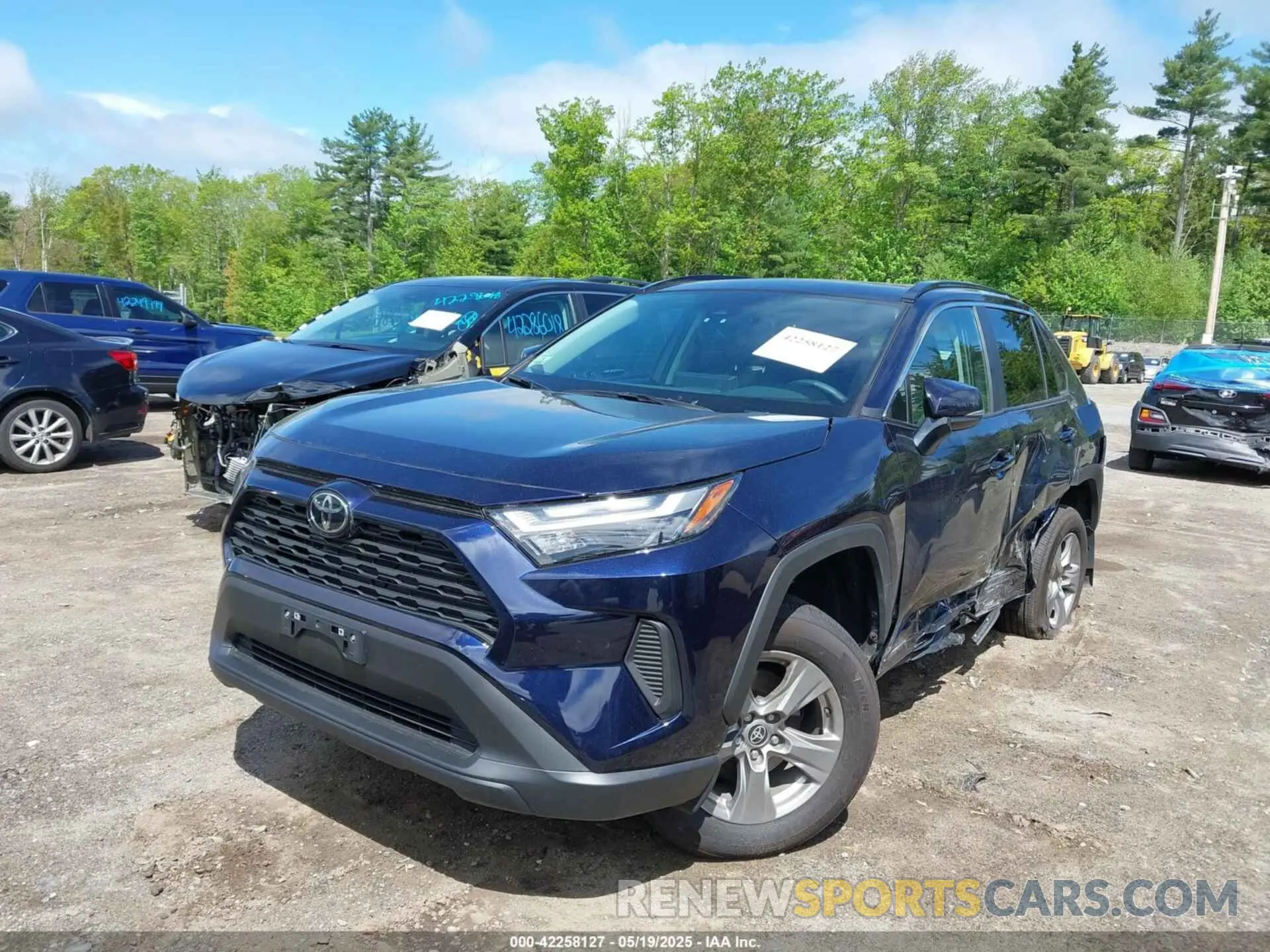 2 Фотография поврежденного автомобиля 2T3P1RFV0RW482707 TOYOTA RAV4 2024