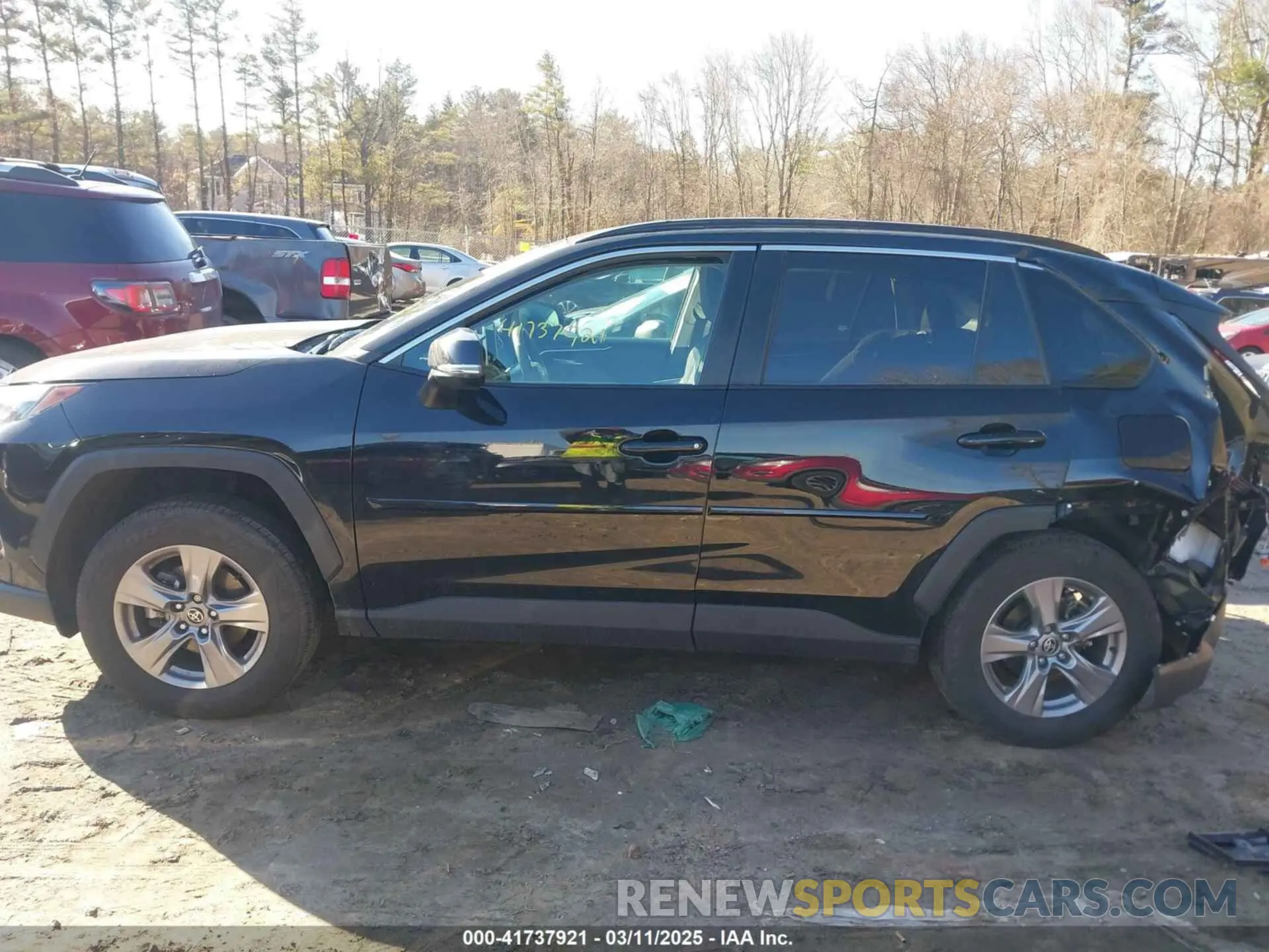 14 Photograph of a damaged car 2T3P1RFV1RC394105 TOYOTA RAV4 2024
