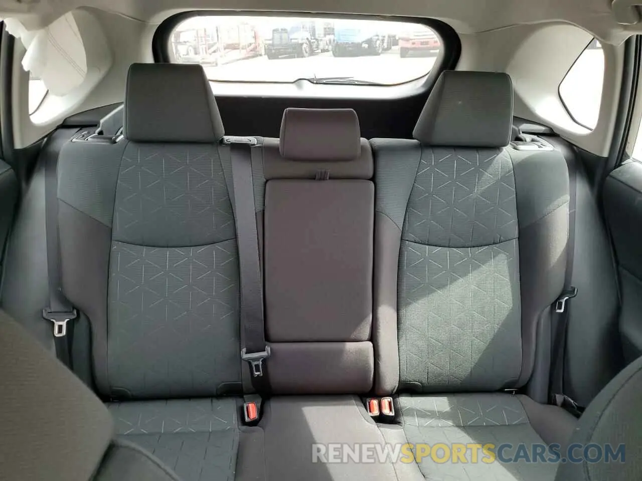 10 Фотография поврежденного автомобиля 2T3P1RFV1RC450012 TOYOTA RAV4 2024