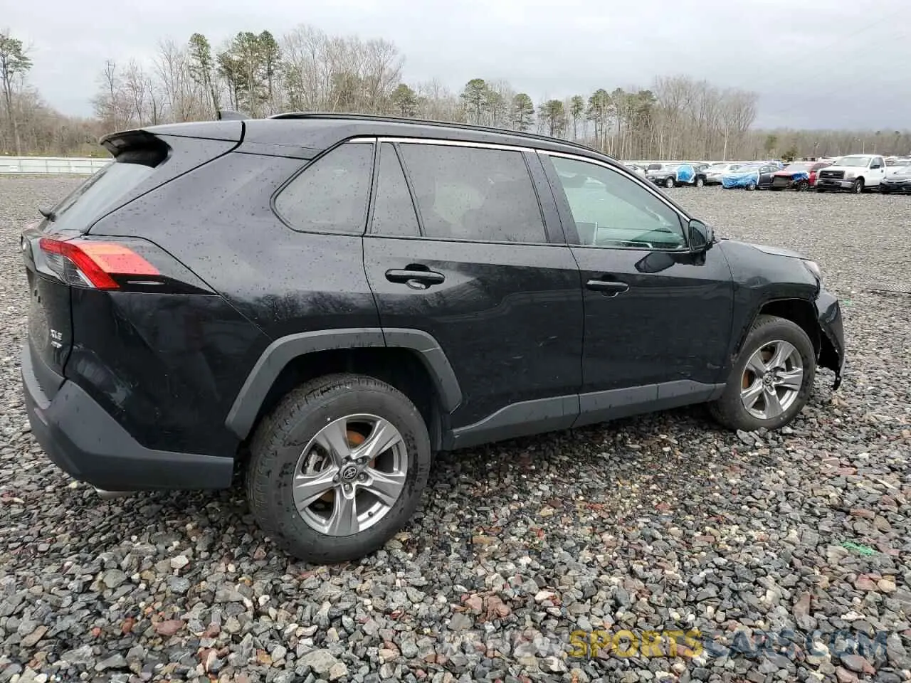 3 Фотография поврежденного автомобиля 2T3P1RFV1RC450012 TOYOTA RAV4 2024