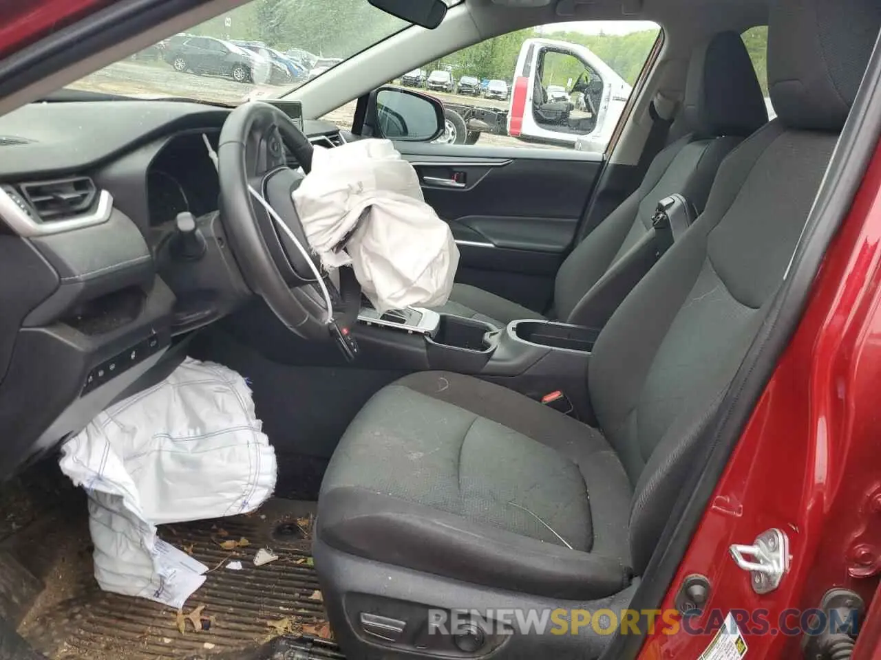7 Фотография поврежденного автомобиля 2T3P1RFV1RW422211 TOYOTA RAV4 2024