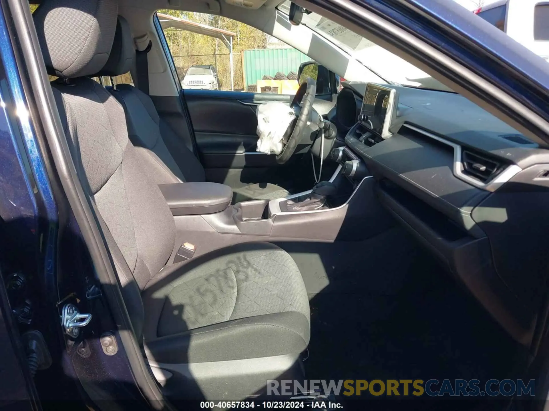 5 Фотография поврежденного автомобиля 2T3P1RFV1RW468010 TOYOTA RAV4 2024
