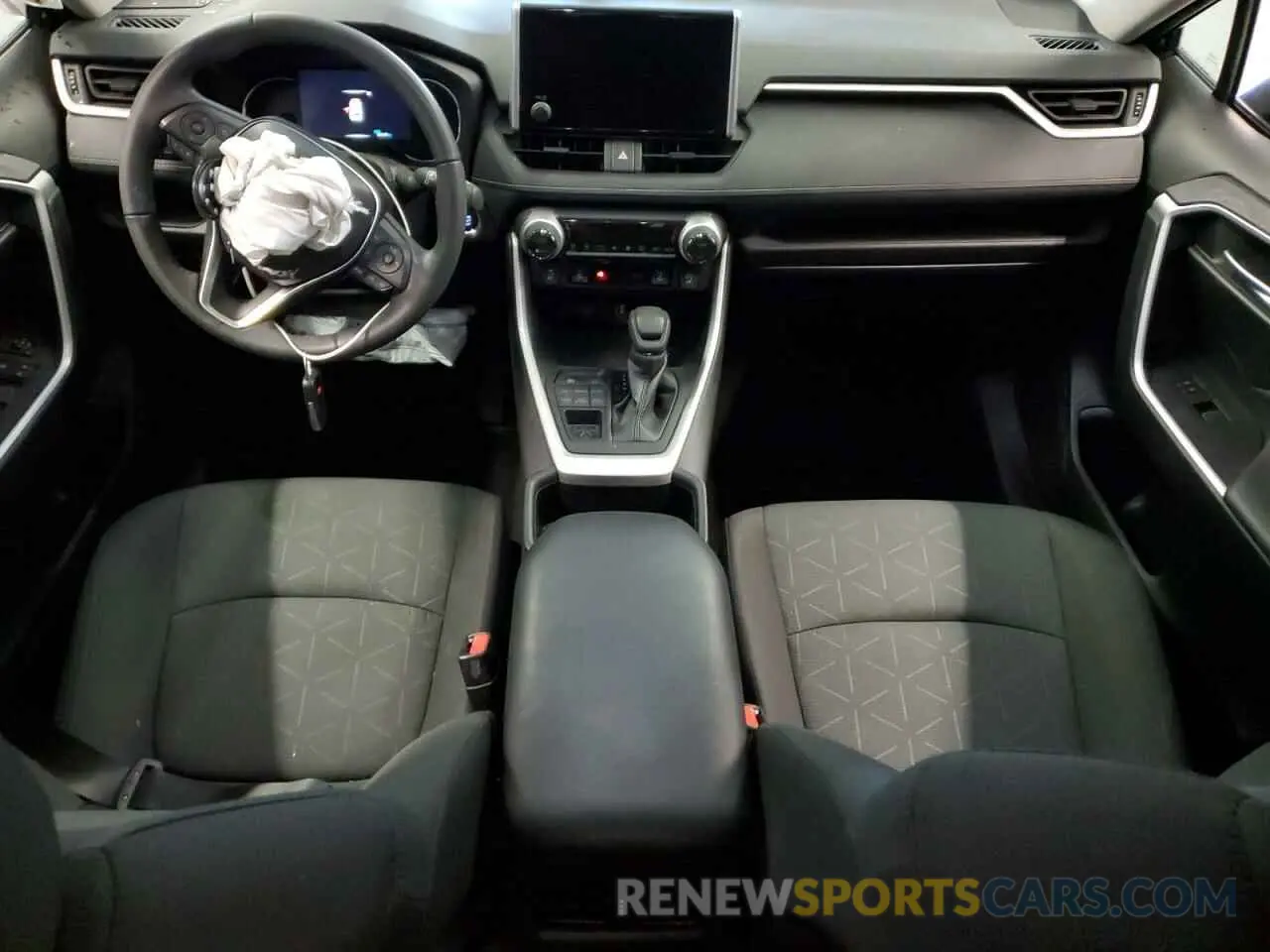 8 Фотография поврежденного автомобиля 2T3P1RFV2RC409288 TOYOTA RAV4 2024