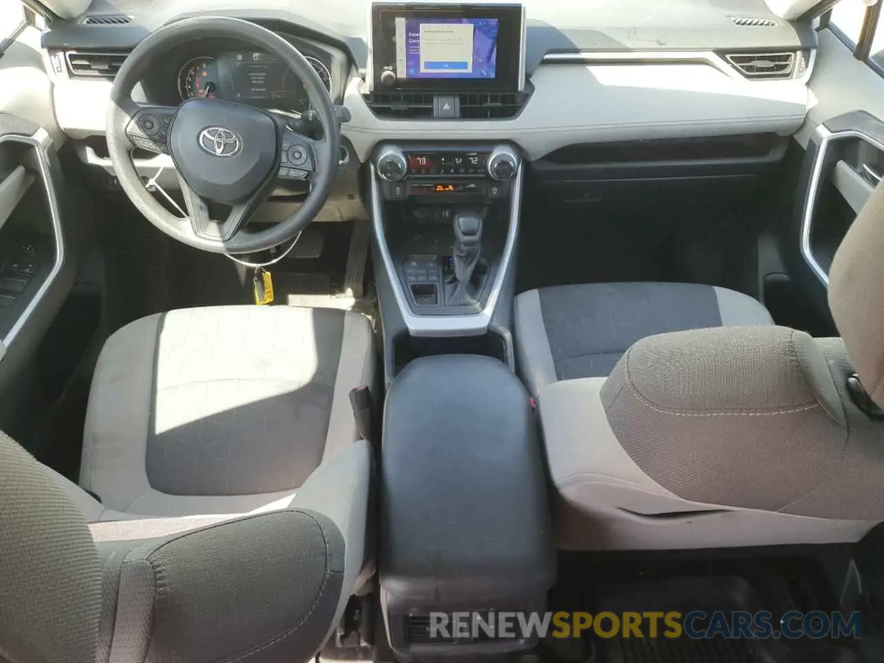 8 Photograph of a damaged car 2T3P1RFV2RW458117 TOYOTA RAV4 2024