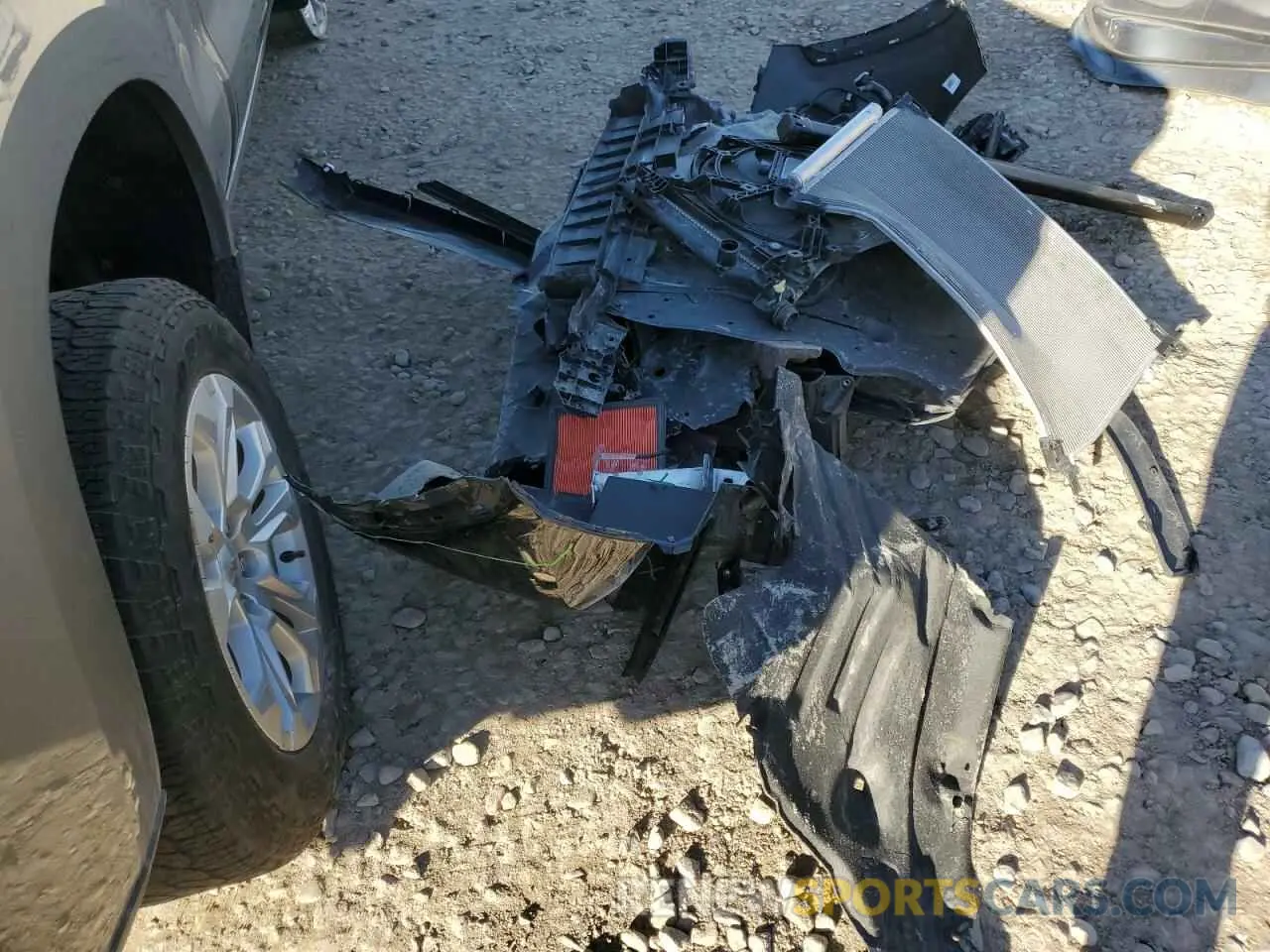 12 Photograph of a damaged car 2T3P1RFV2RW465651 TOYOTA RAV4 2024