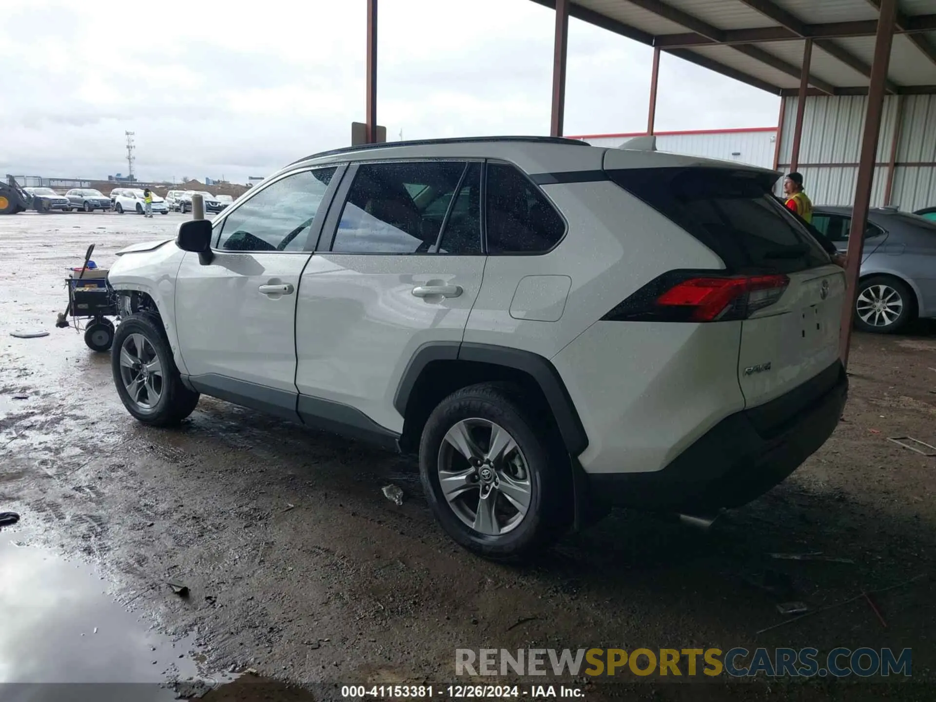 3 Photograph of a damaged car 2T3P1RFV3RC406772 TOYOTA RAV4 2024