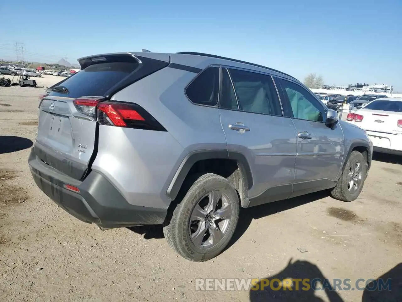 3 Фотография поврежденного автомобиля 2T3P1RFV3RC472576 TOYOTA RAV4 2024