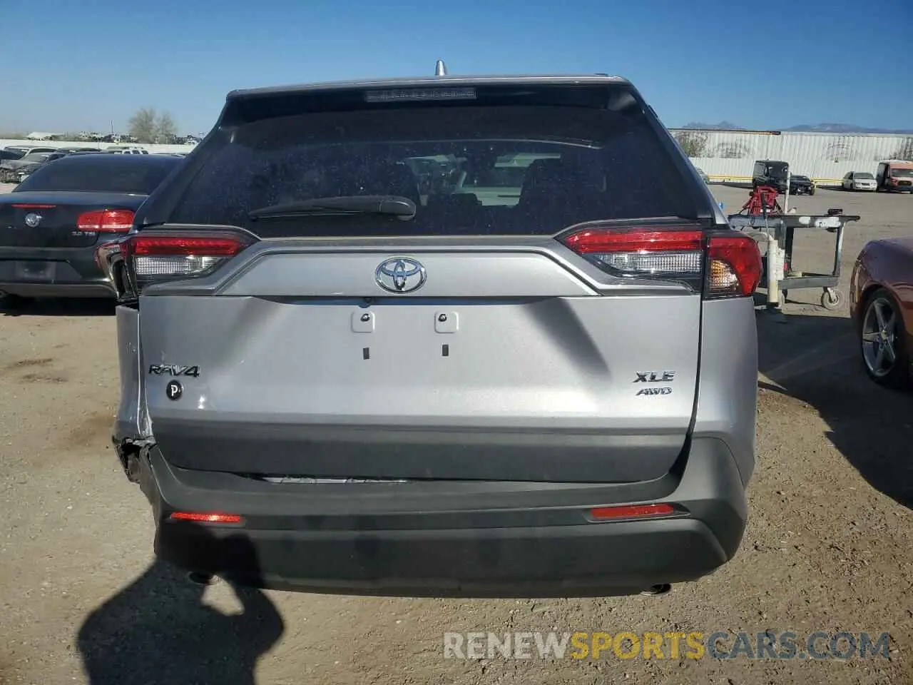 6 Фотография поврежденного автомобиля 2T3P1RFV3RC472576 TOYOTA RAV4 2024