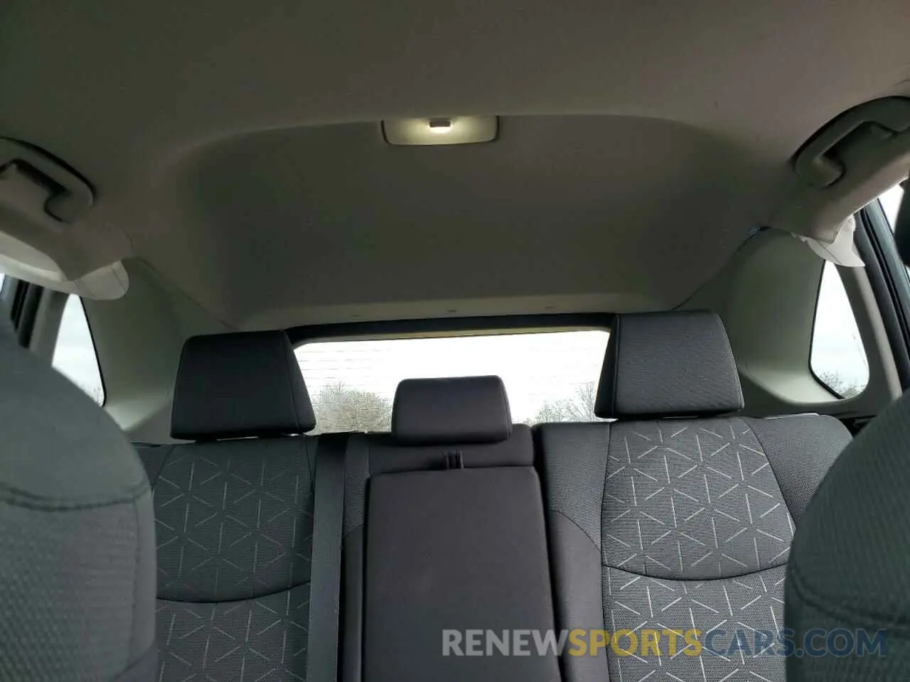 10 Photograph of a damaged car 2T3P1RFV4RC408885 TOYOTA RAV4 2024