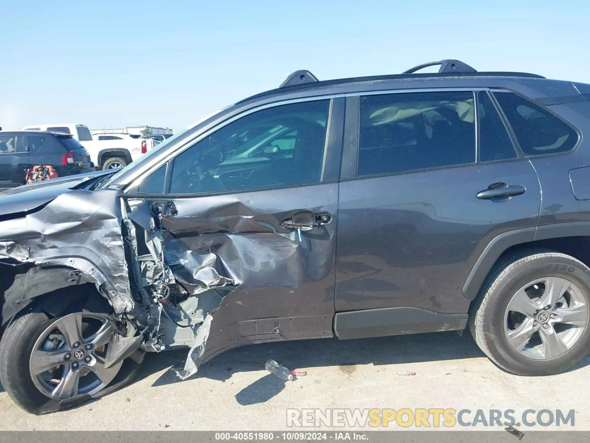 14 Фотография поврежденного автомобиля 2T3P1RFV4RC414850 TOYOTA RAV4 2024