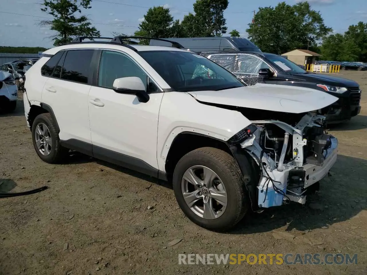 4 Photograph of a damaged car 2T3P1RFV4RC459819 TOYOTA RAV4 2024