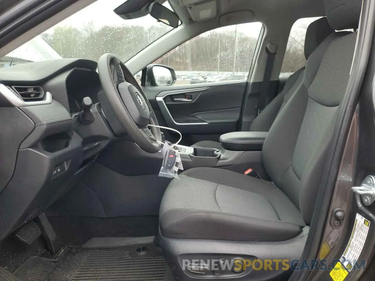 7 Фотография поврежденного автомобиля 2T3P1RFV4RC469850 TOYOTA RAV4 2024