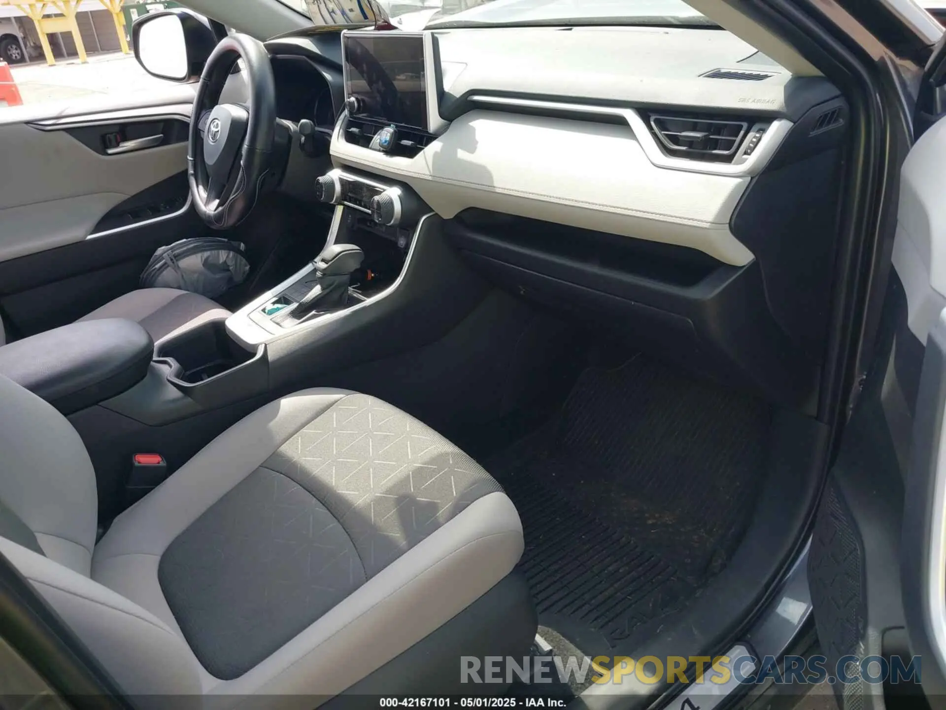 5 Фотография поврежденного автомобиля 2T3P1RFV4RC481948 TOYOTA RAV4 2024