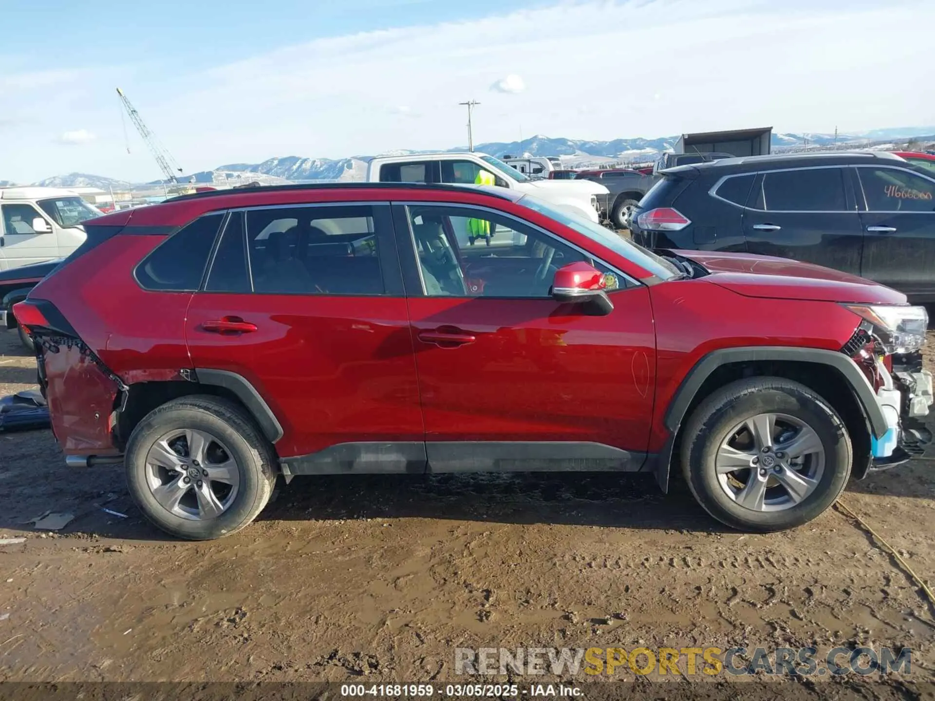 14 Photograph of a damaged car 2T3P1RFV4RW414913 TOYOTA RAV4 2024