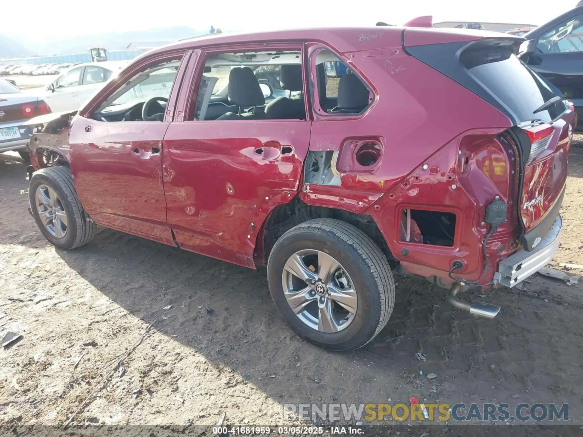 3 Photograph of a damaged car 2T3P1RFV4RW414913 TOYOTA RAV4 2024