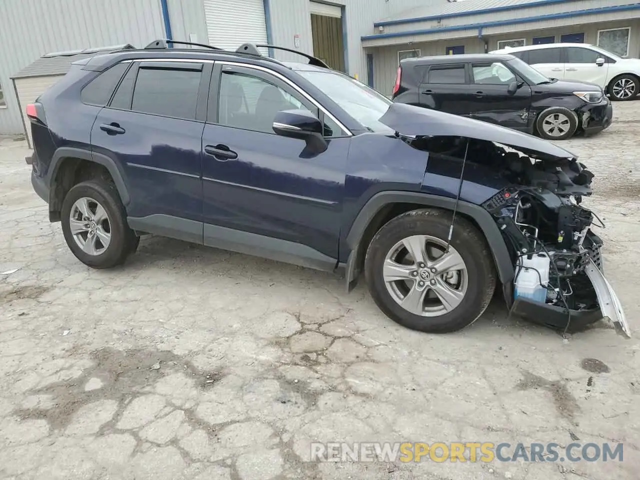 4 Photograph of a damaged car 2T3P1RFV4RW418914 TOYOTA RAV4 2024