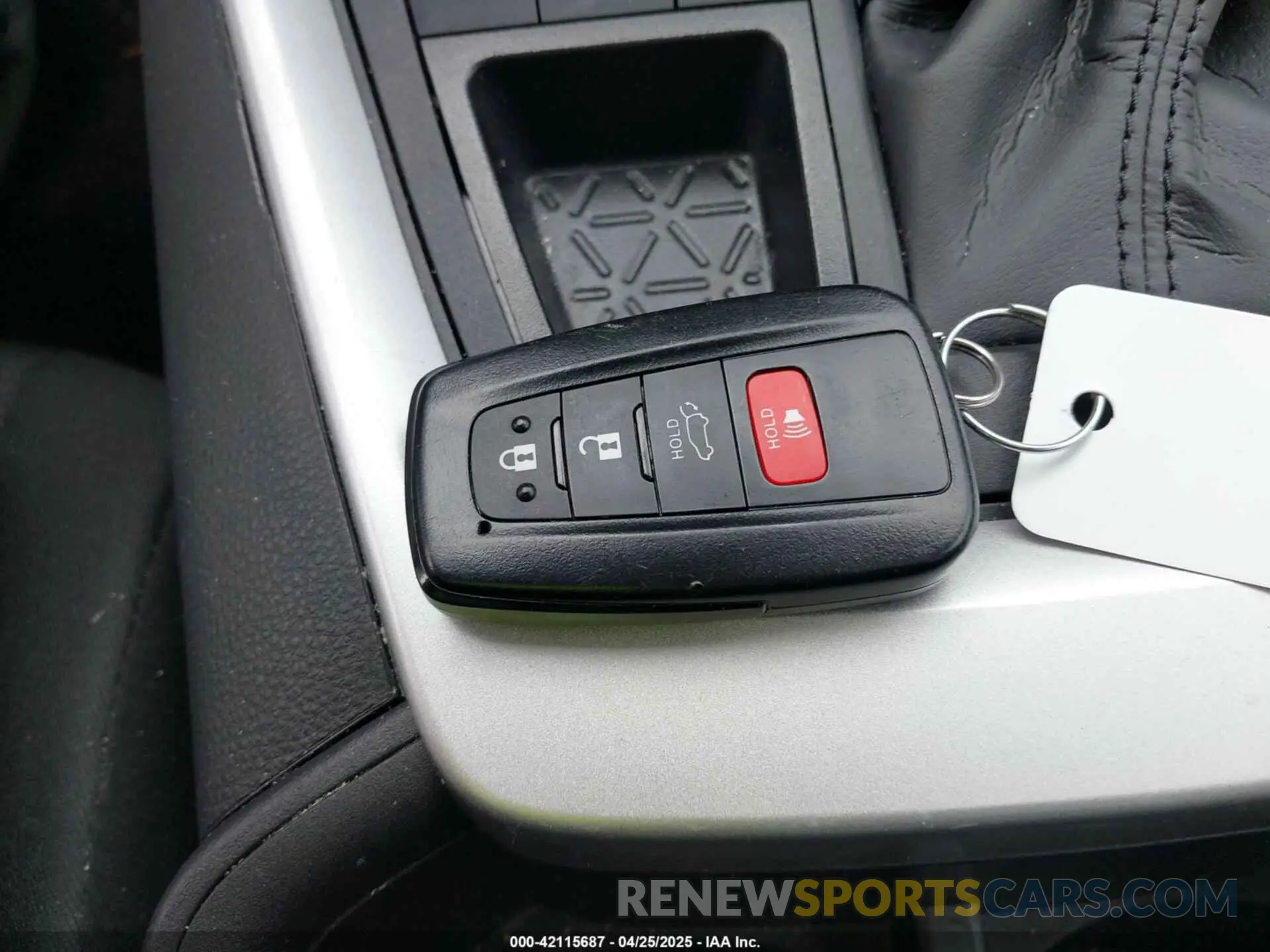 11 Фотография поврежденного автомобиля 2T3P1RFV5RW467555 TOYOTA RAV4 2024